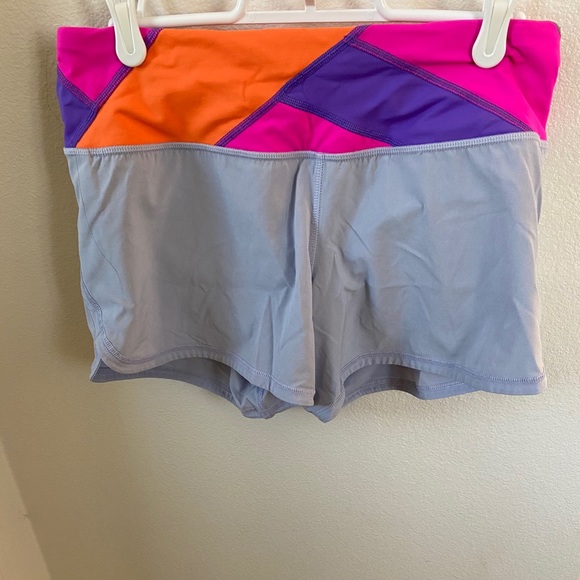 Lululemon Cool Breeze Quilted Speed Shorts Size 4 - Picture 1 of 8
